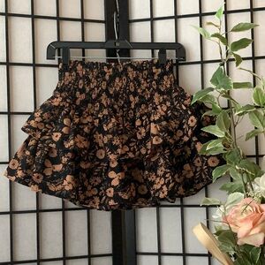VICI - Addison Floral Smoked Ruffle Skort - Size: XS - Brown & Black 🤎🖤